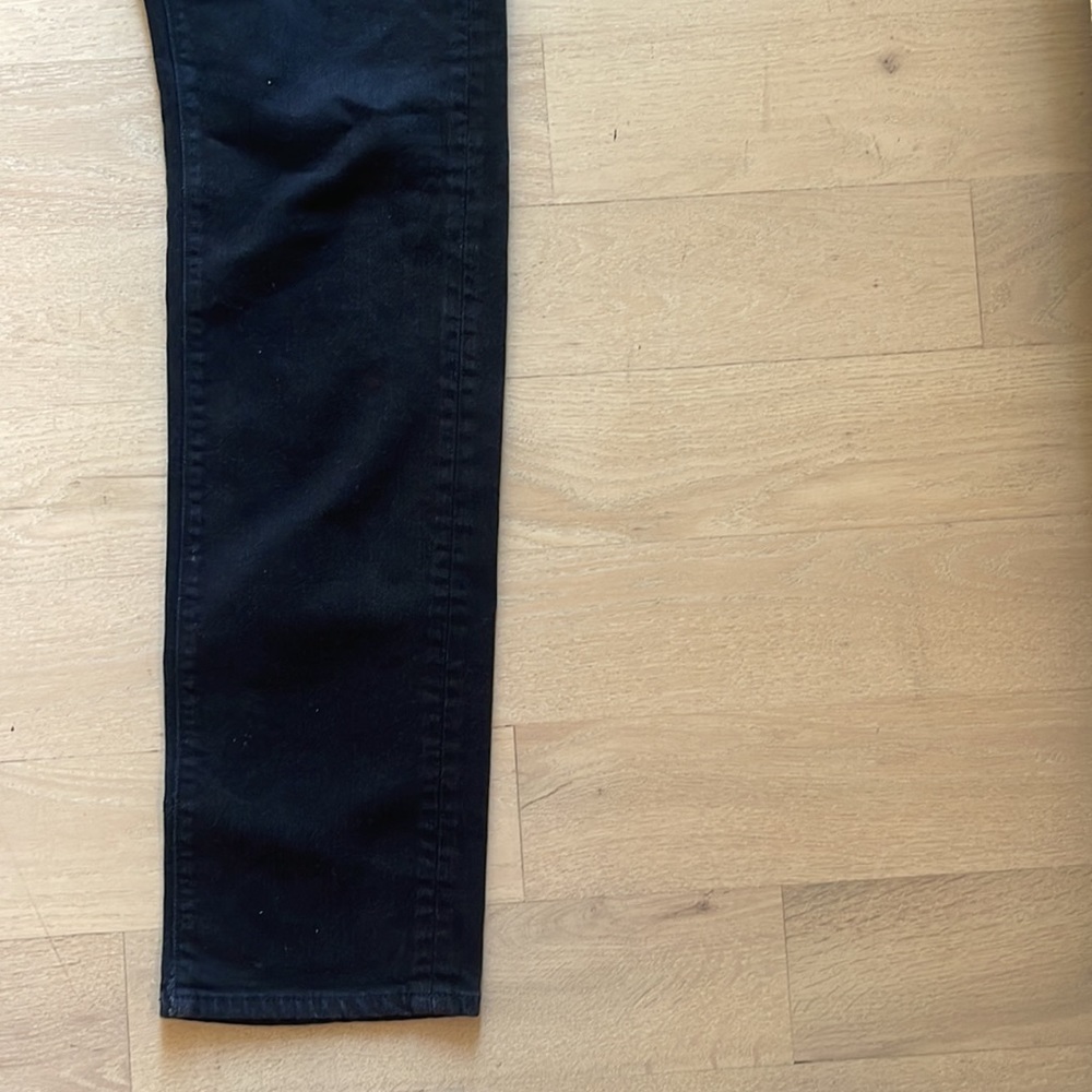 Levis Capital E - image 3